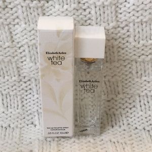Elizabeth Arden white tea deluxe sample